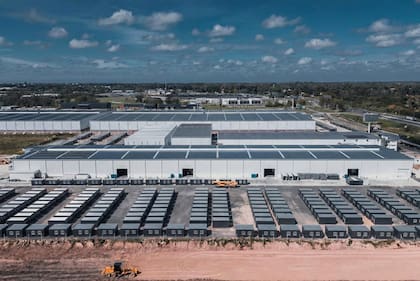 Ecosan diseñó, fabricó e instaló más de 1000 módulos habitacionales que conforman dos campamentos completos para 1600 trabajadores para el proyecto de construcción del oleoducto VMOS