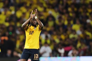 Ecuador derrota 1-0 a la Argentina sin Messi en fecha final de eliminatorias