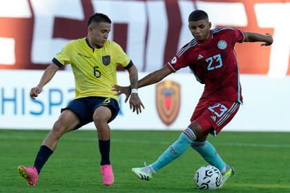 Ecuador le ganó a Colombia en su debut en el Preolímpico Sudamericano que se juega en Venezuela