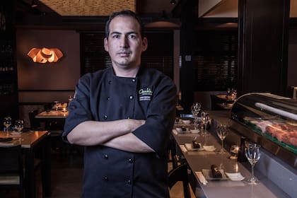 Eddie Castro, chef a cargo de la excelencia de Osaka.