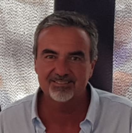 Edgar Ramírez es un ingeniero agrónomo que busca consolidar el proyecto de silobolsas en África