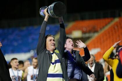 Campeón de la Copa Argentina con Rosario Central