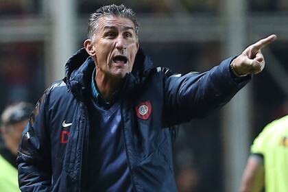 Edgardo Bauza durante su etapa en San Lorenzo, en el que logró la primera Libertadores del club