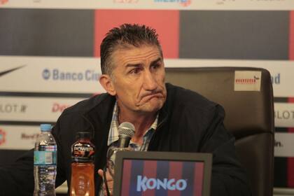 Edgardo Bauza, en la conferencia de hoy