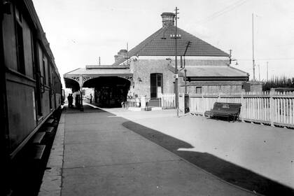Edificio de la estación de Ferrocarril del Sud, el 24 de julio de 1934.