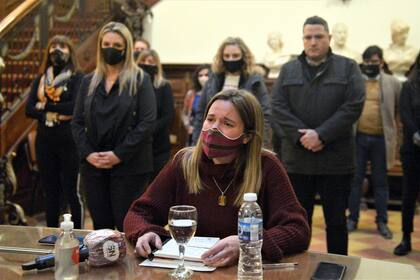 Ediles rosarinos integrantes del frente Ciudad Futura brindaron una conferencia de prensa este miércoles en el Palacio Vasallo tras el crimen de su excompañero Eduardo Trasante. Caren Tepp, la legisladora de Ciudad Futura y compañera del espacio al que perteneció el pastor asesinado ayer en su casa