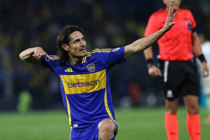Edinson Cavani seguirá en Boca