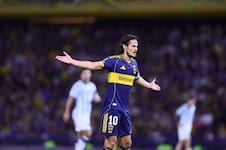 La noche que hasta Cavani sintió el enojo de los hinchas de Boca: se fue silbado de la Bombonera