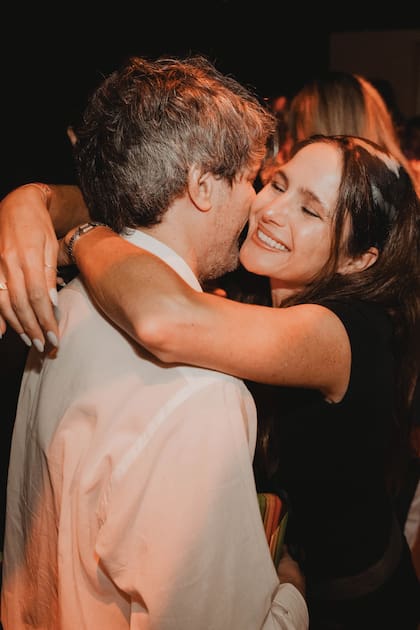 Edo y la vestuarista Catalina Rodríguez
Loredo