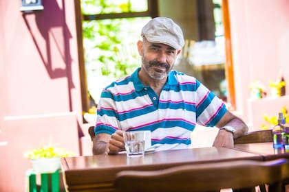 Sacheri tenía planeados varios viajes de promoción para 2020, pero el cambio de planes hizo que escribiera mucho más que lo previsto: en junio próximo publicará una nueva novela.