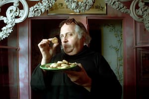 El “armonizador de arte” que abrazó la vanguardia y la nostalgia y aprendió una triste lección de Fellini