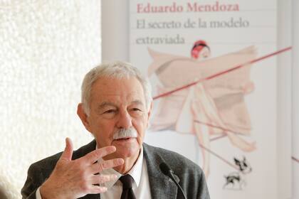 Eduardo Cervantes en 2015, durante la presentación de su última novela