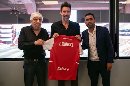 Eduardo Domínguez da sus primeros pasos como entrenador de Independiente