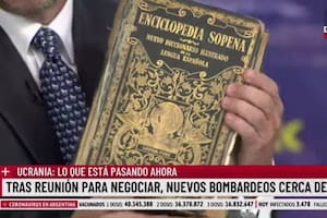 Eduardo Feinmann llevó al pase con Pablo Rossi un diccionario de 1930 en el que leyó la definición de la Argentina