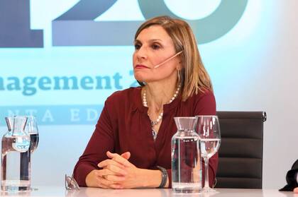 Alicia Caballero, decana de la Facultad de Ciencias Económicas de la UCA