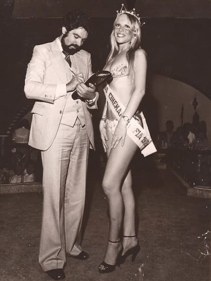 Eduardo Marrazzi entrevista a Silvia Süller, coronada reina