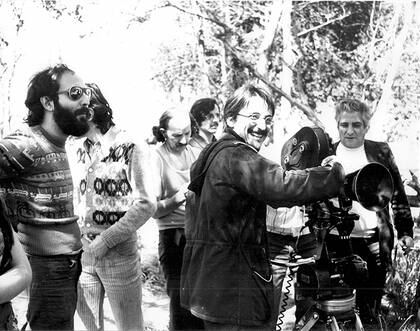 Eduardo Pla, a la izquierda con barba, durante el rodaje de la película