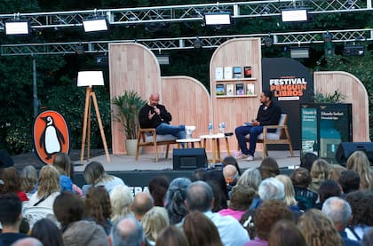 Eduardo Sacheri estuvo esta semana el Festival Penguin Libros, que se realiza en Villa Victoria