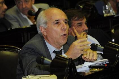 Eduardo Santin, titular del IPS bonaerense, fue diputado provincial y nacional por la UCR