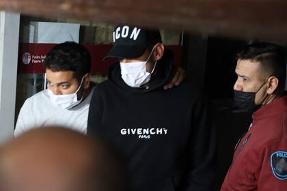 Eduardo Toto Salvio sale de declarar en el juzgado. 14/04/22