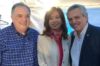 Eduardo Valdés, Cristina Fernández de Kirchner y Alberto Fernández