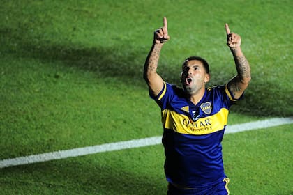 Edwin Cardona festeja el golazo que abrió la final.