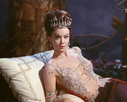 Edy Vessel, abuela materna de María Carolina de Borbón y Dos Sicilias, en la película “El ladrón de Bagdad”, 1961