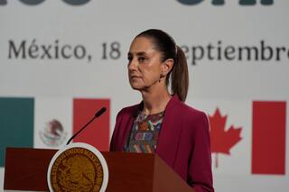 EE.UU. fortalecerá operaciones de control para evitar entrada ilegal de armas a México, dice Sheinbaum