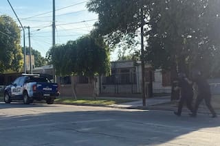 Lanzaron una granada a un patrullero luego de que detuvieran a dos personas en una villa de Córdoba