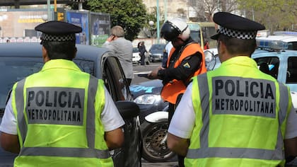 Efectivos de la Metropolitana y la Federal