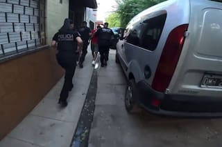 Fuga temeraria por General Paz y Riccheri: dos detenidos en un auto robado tras una frenética persecución