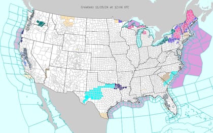 Efecto de los Grandes Lagos: la temperatura inusualmente cálida de los lagos intensificó las nevadas en el norte de Michigan.