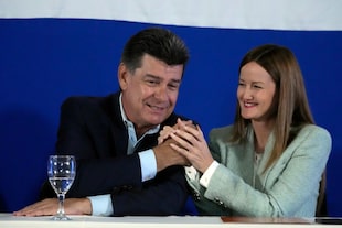 Efraín Alegre, candidato presidencial de la coalición Concertación Nacional para un Nuevo Paraguay, y su compañera de fórmula Soledad Núñez