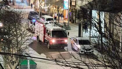 Egresado muere al caer del sexto piso de un hotel