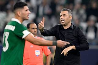 El entrenador que encontró inspiración desde la tienda de su madre en Gaza