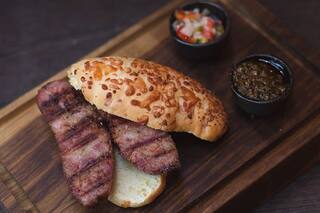 Vino y chori. Cómo acompañar las versiones gourmet del clásico