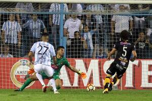 Atlético Tucumán-The Strongest: el Decano goleó y sueña con la clasificación
