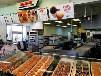 El 13 de noviembre, las personas podrán acercarse a Krispy Kreme a recibir dos donas gratis