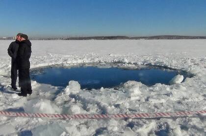 El interés público y la avidez de los astrónomos se reactivaron tras la caída en febrero de 2013 del meteorito cuyo impacto en Rusia liberó una energía que la Academia Rusa de Ciencias calculó en unos 500 kilotones