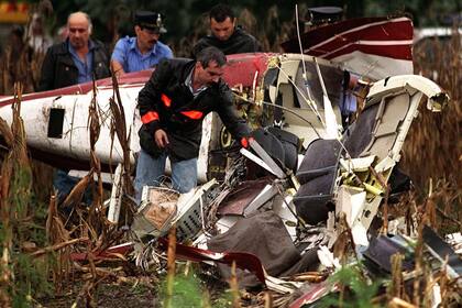El 15 de marzo de 1995, Carlitos Menem Junior murió tras estrellarse el helicóptero en el que viajaba
