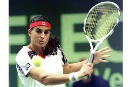 El 15 de octubre de 1996, el último partido oficial de Sabatini: perdió, en la 1a ronda de Zurich, con Jennifer Capriati, por 6-3 y 6-4.