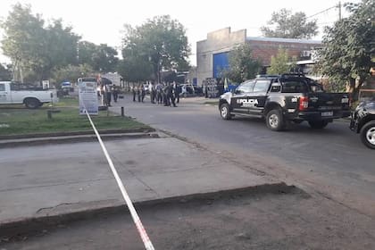 El 16 de abril de 2018 un sicario ejecutó a tres integrantes de Los Monos en Granadero Baigorria