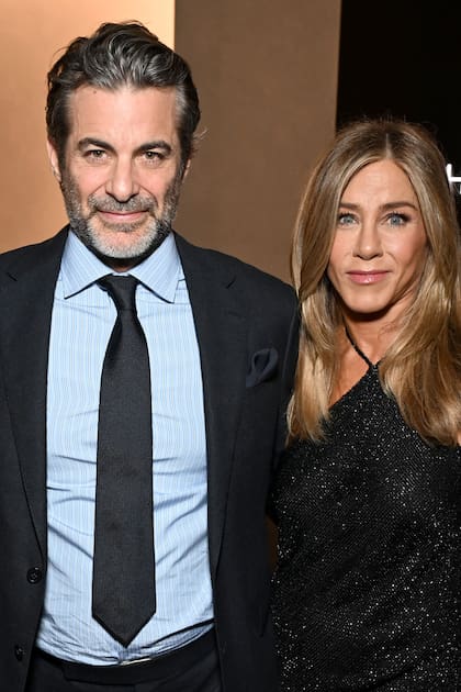 El 17 de noviembre, Aniston y Curtis posaron juntos en un exclusivo evento que se llevó a cabo en Los Ángeles