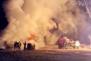 Detuvieron a activistas mapuches acusados de iniciar el incendio de una estancia en Chubut