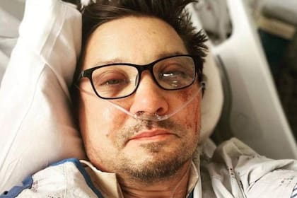 El 1º de enero de 2023, Jeremy Renner fue aplastado por una máquina quitanieves de siete toneladas (Instagram)