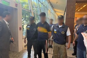 El Gobierno anunció un “récord de inadmisiones y expulsiones” de extranjeros en los últimos dos meses