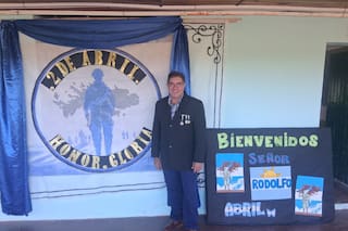 En Malvinas fue ayudante de un lanzacohetes y al volver a su pueblo encontró cómo reconstruirse