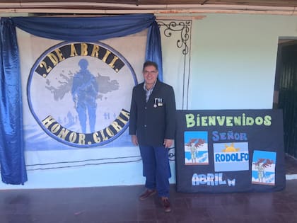 El 20 de junio de 1982, día de su cumpleaños, volvió al continente