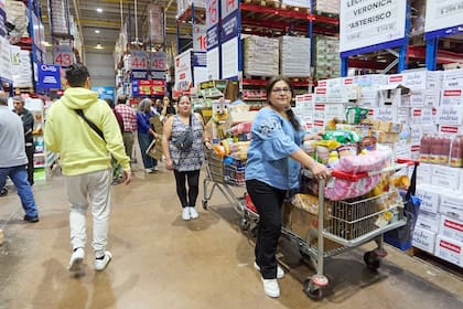 El 20% de reintegro de Cuenta DNI en supermercados abarca a cadenas minoristas y mayoristas