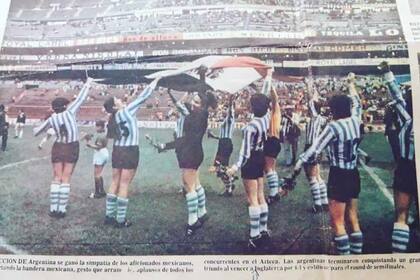 El 21 de agosto de 1971, Elba Selva anotó los cuatro goles de la victoria de la Selección argentina ante Inglaterra en el estadio Azteca, durante el Mundial femenino.